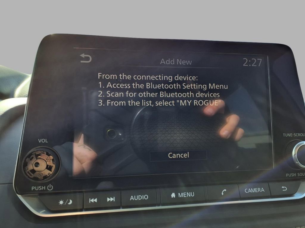 Used 2024 Nissan Rogue S image 7