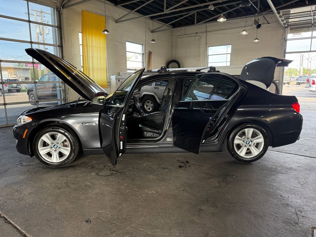 Used 2013 BMW 528i Sedan image 5