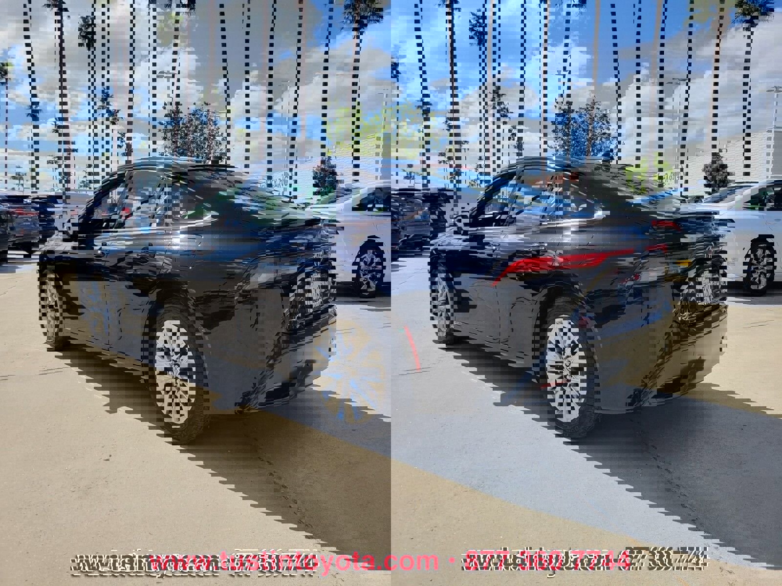 Certified 2023 Toyota Mirai XLE w/ Advanced Technology Package image 6