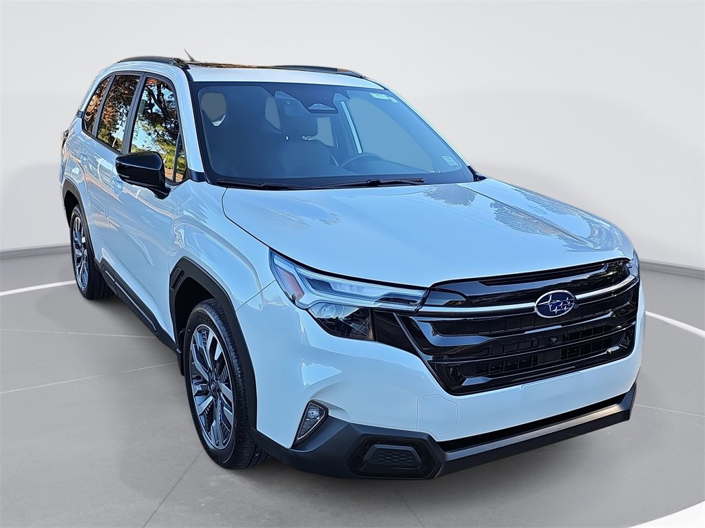 New 2025 Subaru Forester Touring image 3