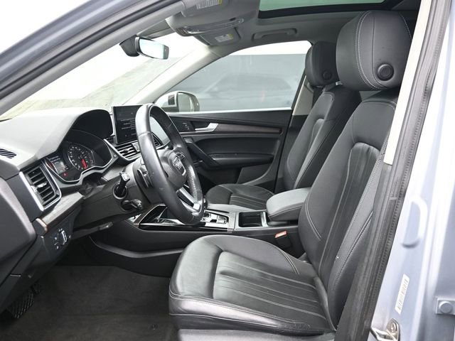 Used 2021 Audi Q5 2.0T Premium w/ Convenience Package image 7
