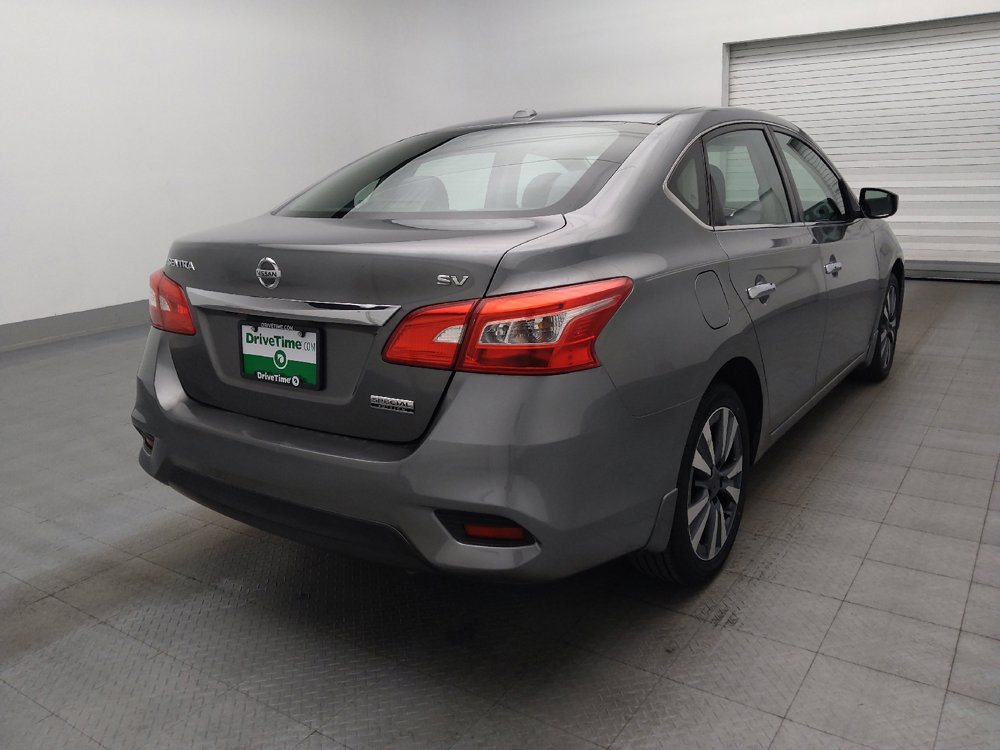 Used 2019 Nissan Sentra SV w/ Special Edition Package FWD image 9