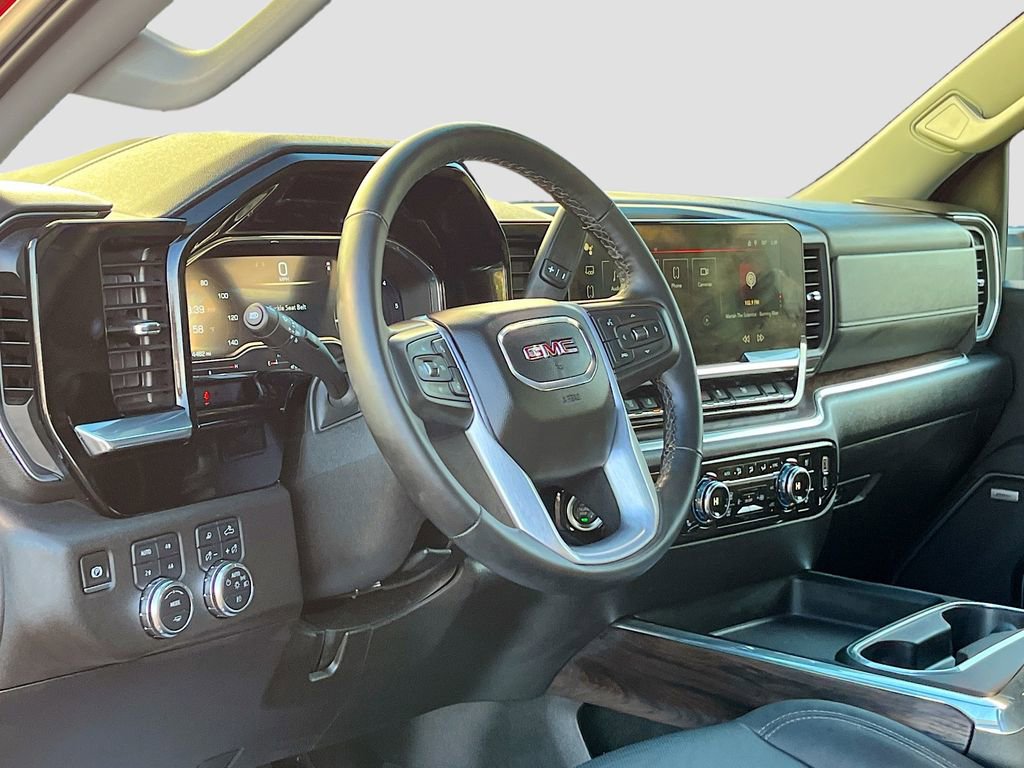 Used 2025 GMC Sierra 2500 SLT w/ SLT Premium Package image 9