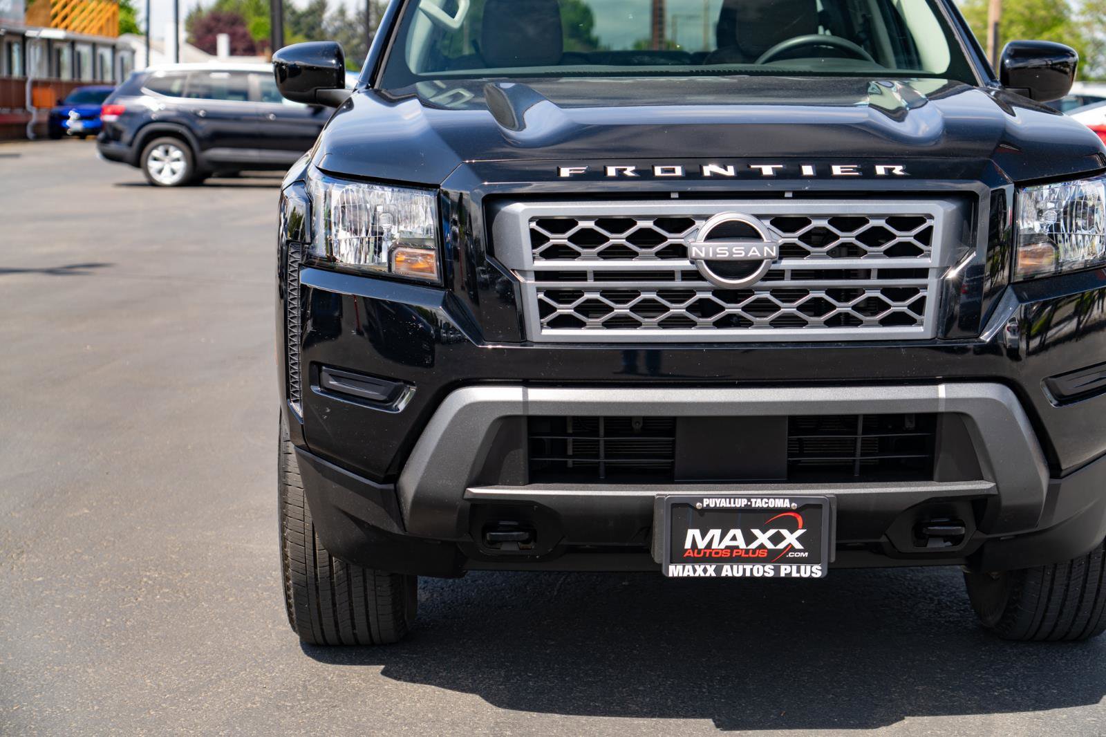 Used 2022 Nissan Frontier SV AWD/4WD image 5