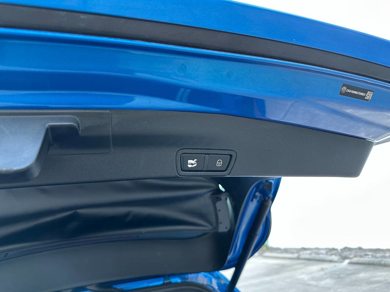 Used 2018 Alfa Romeo Stelvio Ti Sport image 18