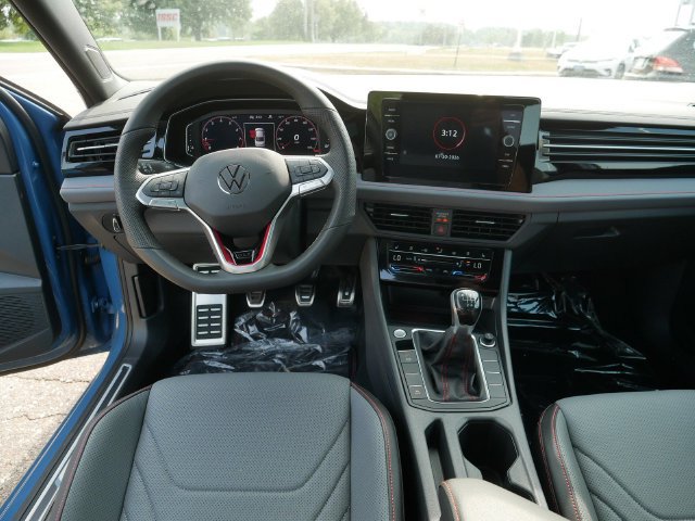 New 2026 Volkswagen Jetta GLI Autobahn FWD image 9