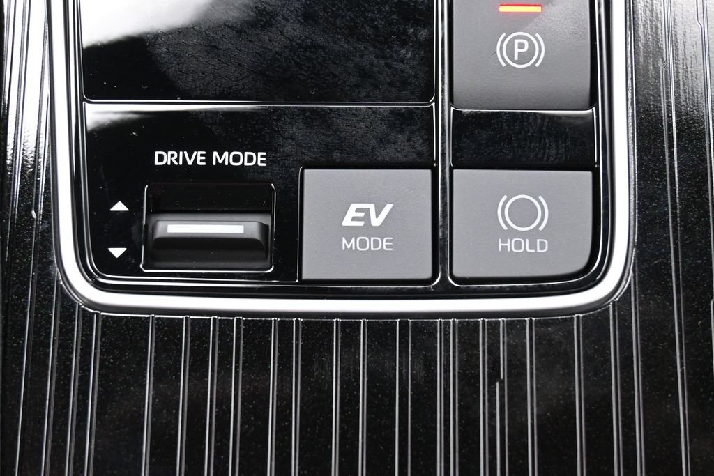 Certified 2026 Toyota Sienna XSE AWD/4WD image 25
