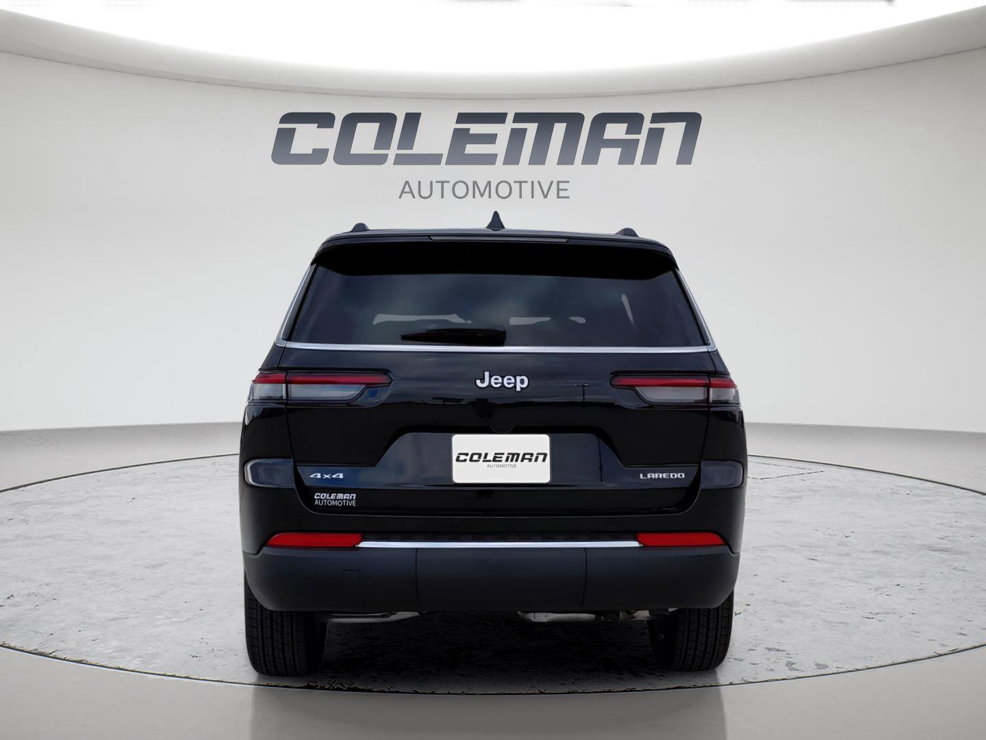 New 2025 Jeep Grand Cherokee L Laredo w/ Luxury Tech Group I AWD/4WD image 4