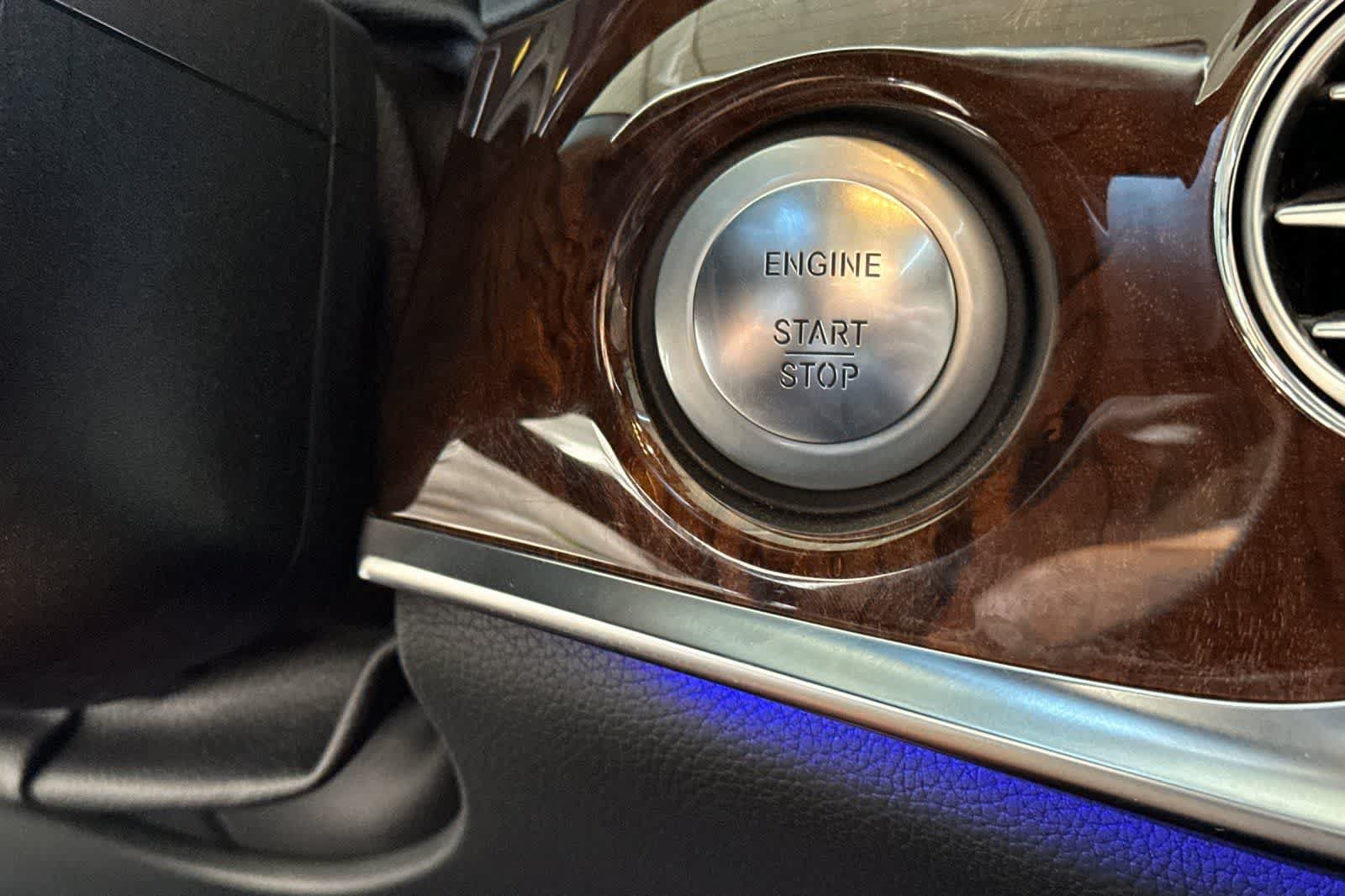 Used 2014 Mercedes-Benz S 63 AMG 4MATIC Sedan image 24