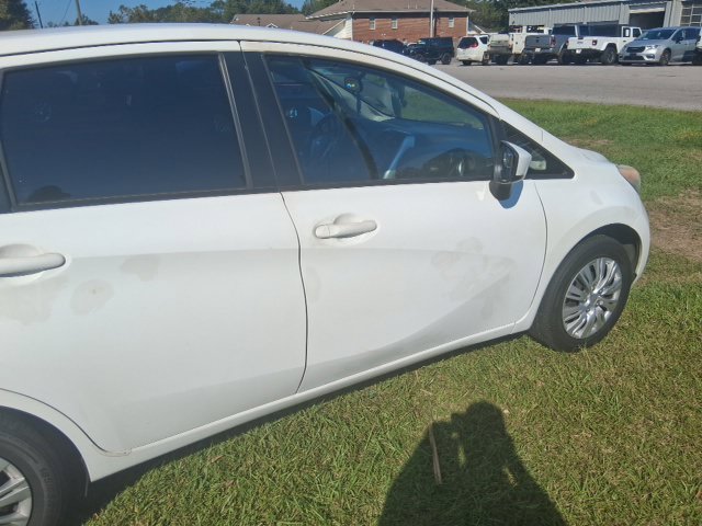 Used 2015 Nissan Versa Note SV FWD image 18