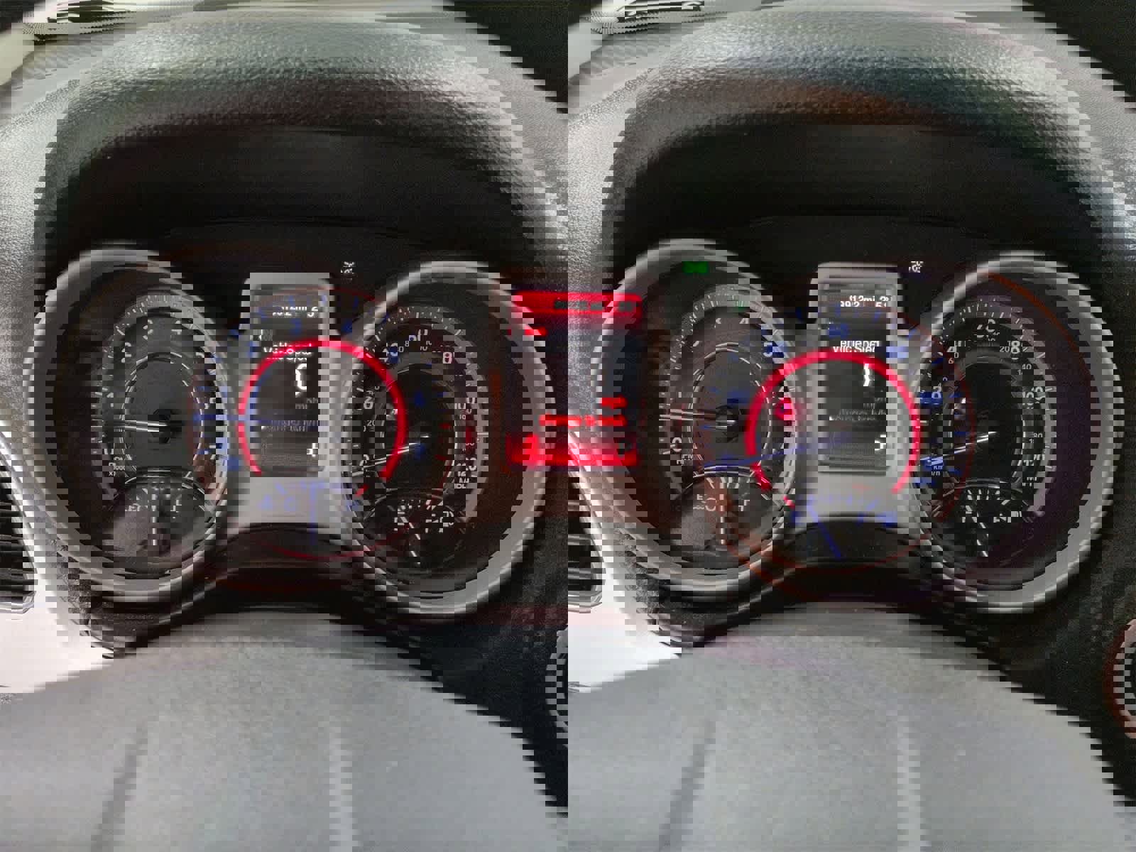 Certified 2018 Dodge Journey SE image 30