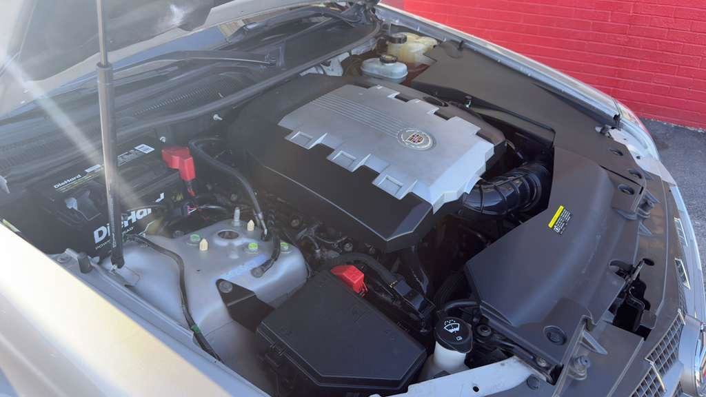 Used 2008 Cadillac STS AWD w/ Preferred Equipment Group image 29