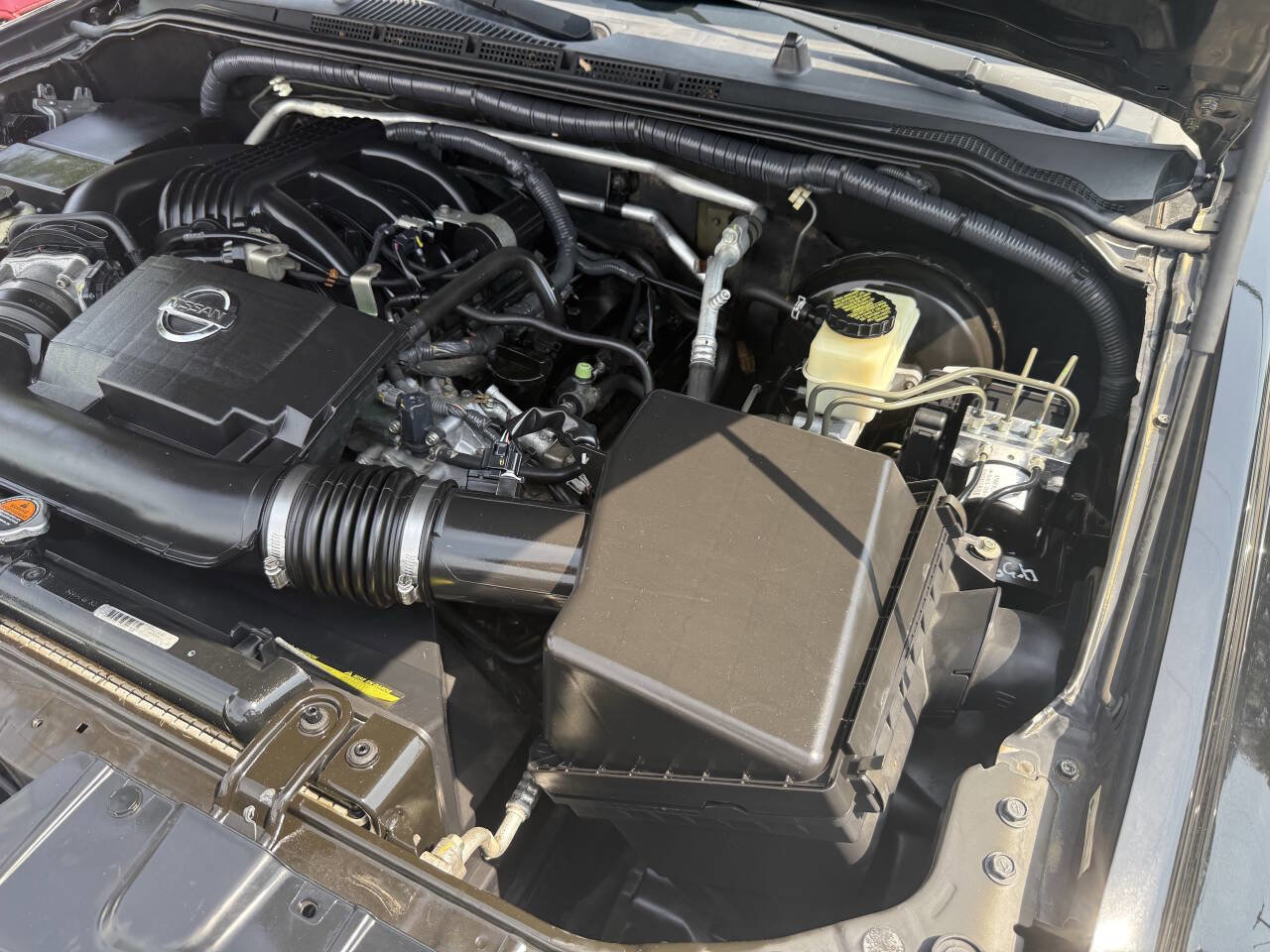 Used 2014 Nissan Xterra X image 26