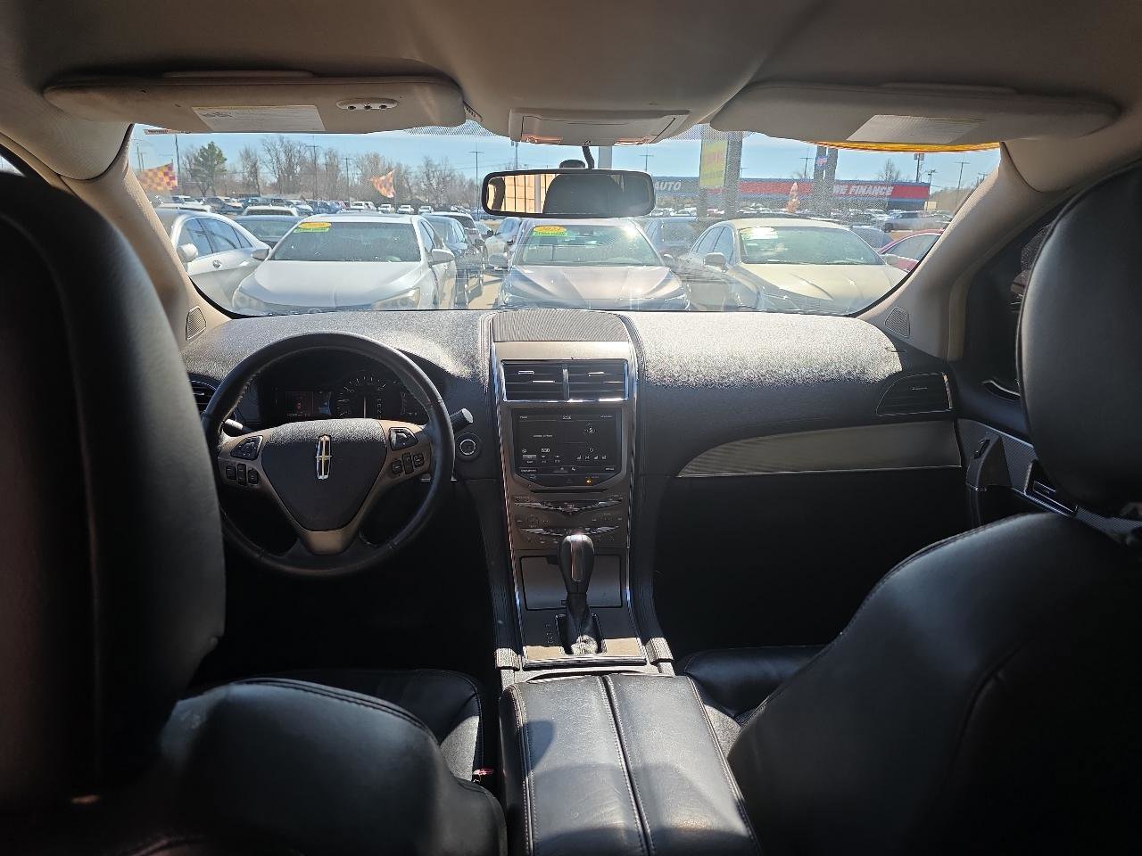 Used 2012 Lincoln MKX FWD image 23