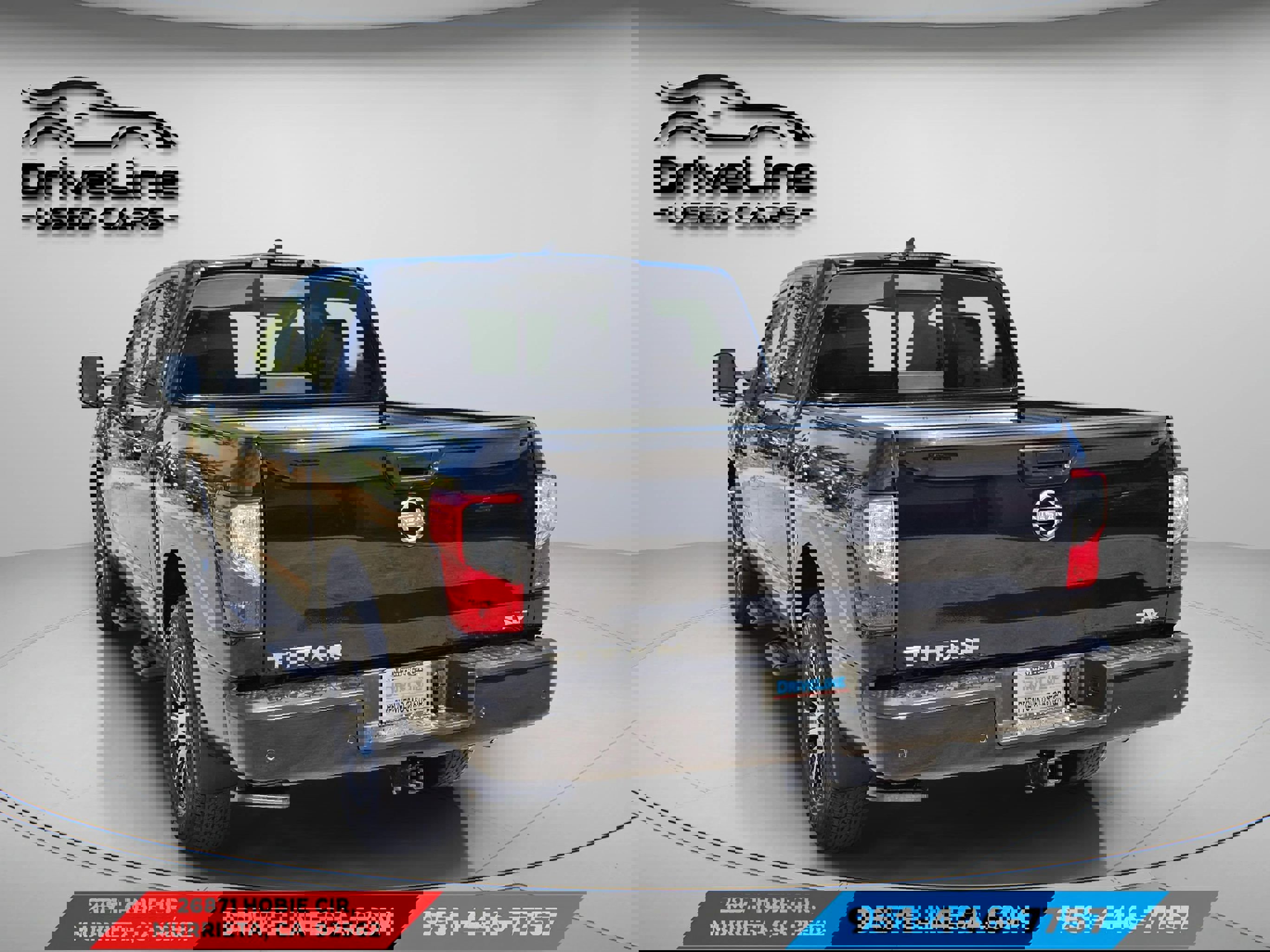 Used 2024 Nissan Titan SV w/ SV Convenience Package image 8