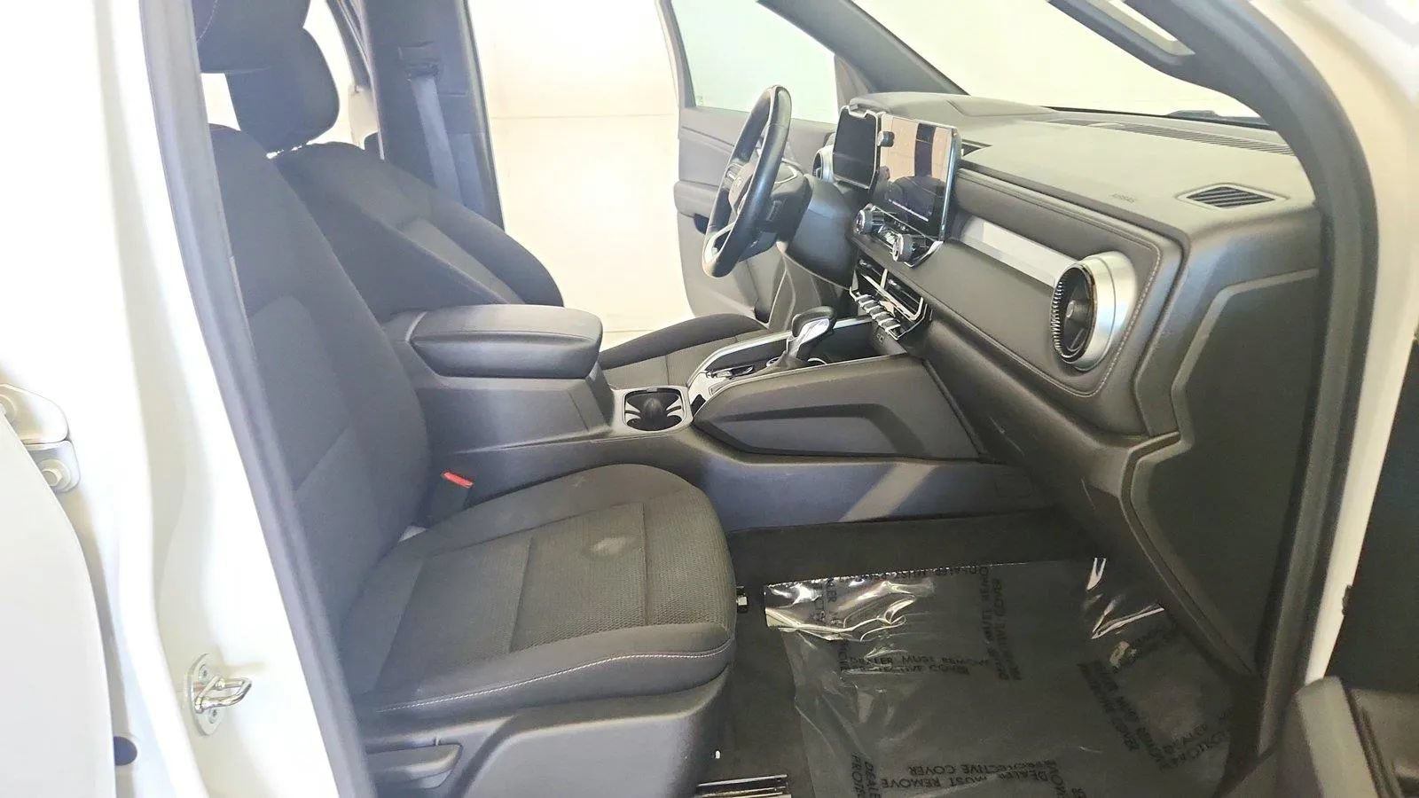 Used 2023 Chevrolet Colorado LT w/ LT Convenience Package AWD/4WD image 48