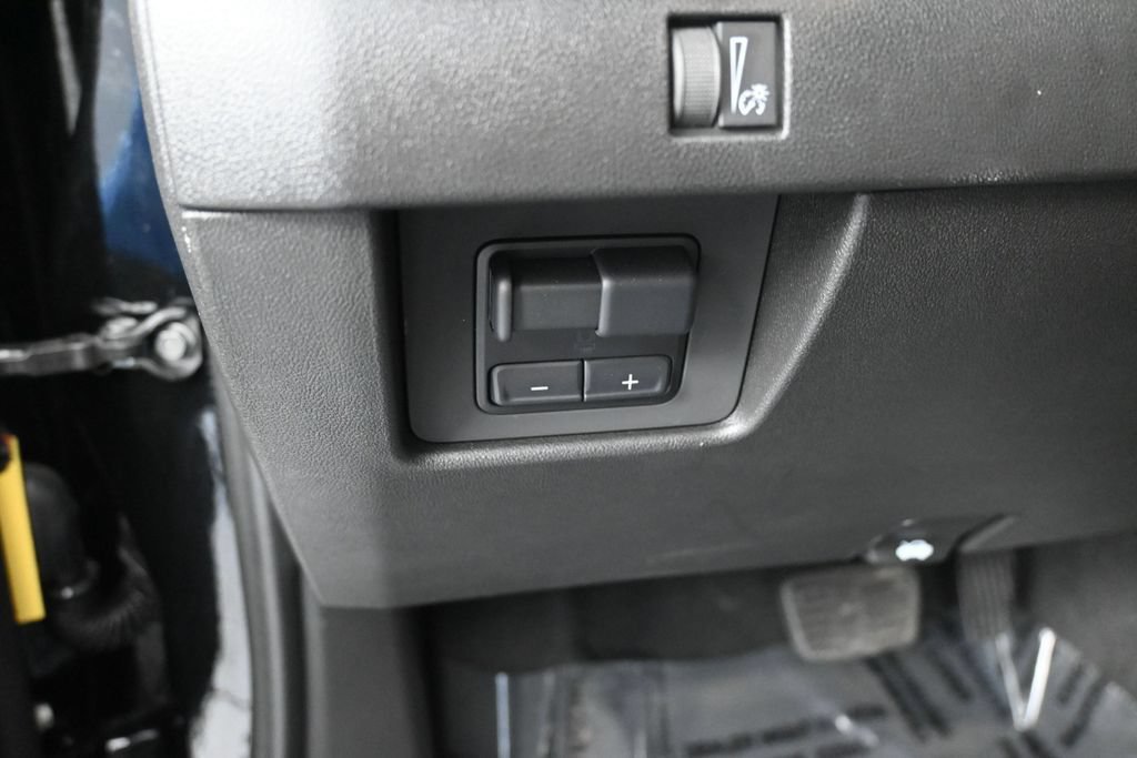 Used 2025 GMC Canyon AT4 w/ Nightfall Edition AWD/4WD image 26