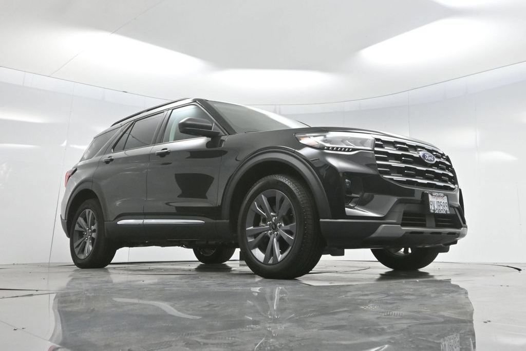 New 2025 Ford Explorer Active w/ Active Comfort Package AWD/4WD image 69
