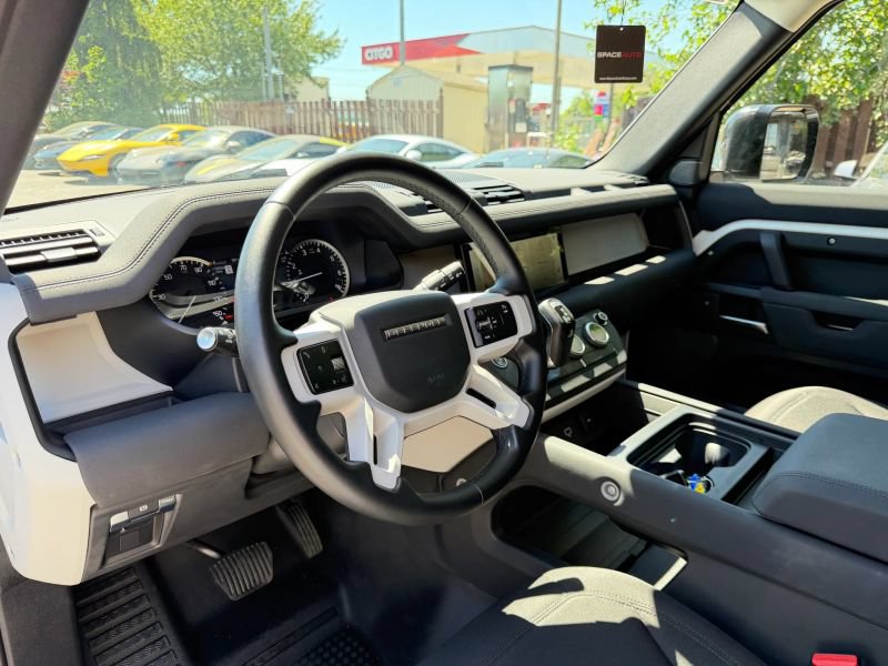 Used 2023 Land Rover Defender 110 AWD/4WD image 13