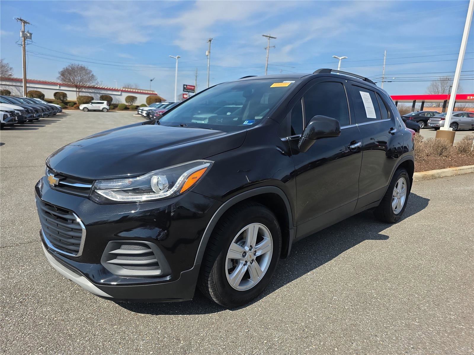 Used 2020 Chevrolet Trax LT w/ Driver Confidence Package image 9
