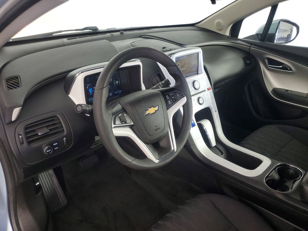 Used 2013 Chevrolet Volt FWD image 11
