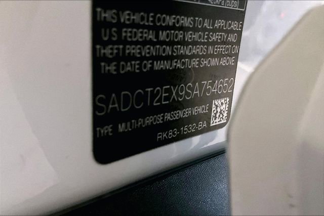 Certified 2025 Jaguar F-PACE R-Dynamic S image 34