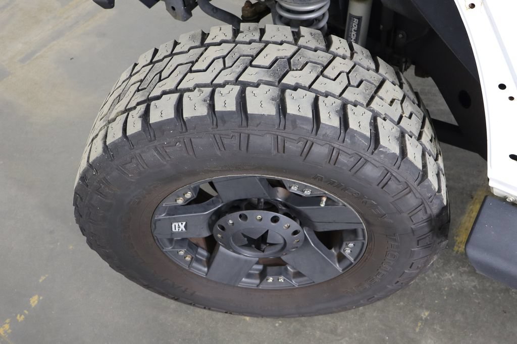 Used 2017 Jeep Wrangler Unlimited Rubicon w/ Connectivity Group AWD/4WD image 30