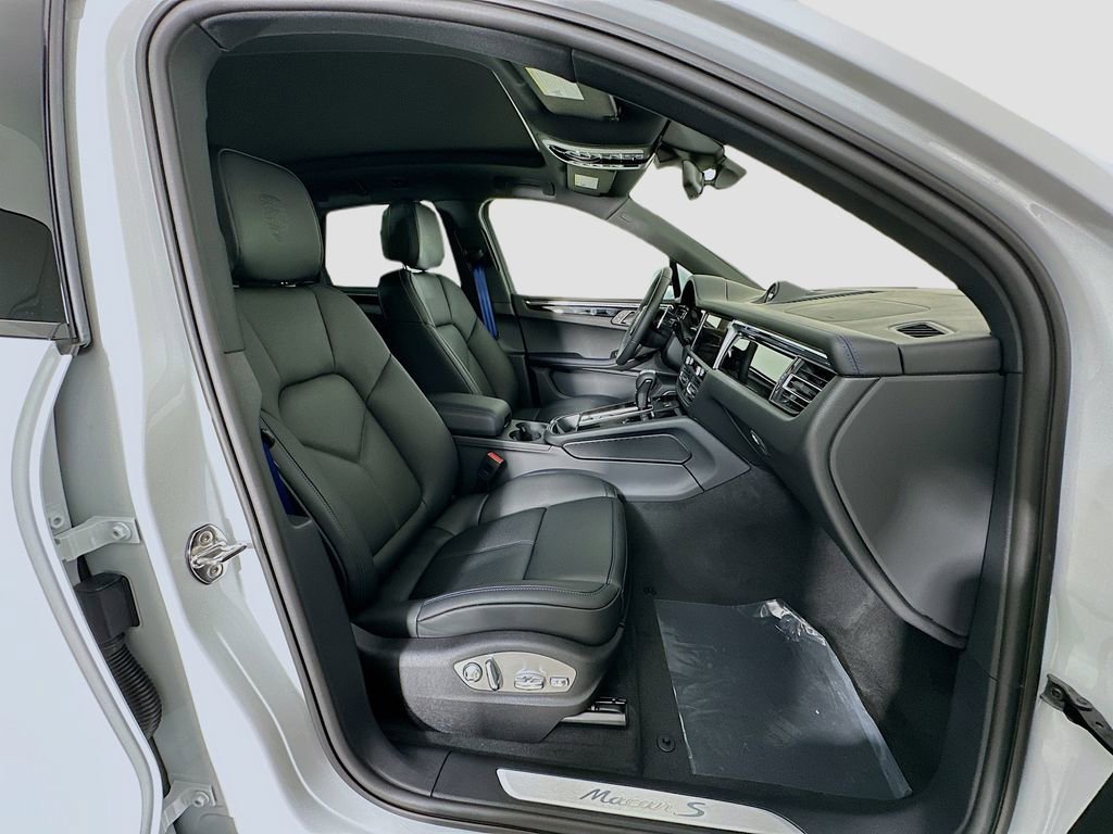 New 2026 Porsche Macan S image 30