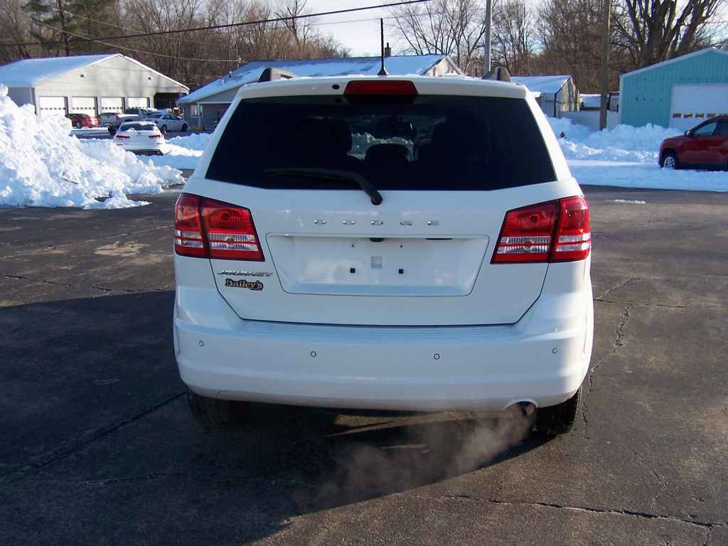 Used 2020 Dodge Journey SE w/ Blacktop Package image 7