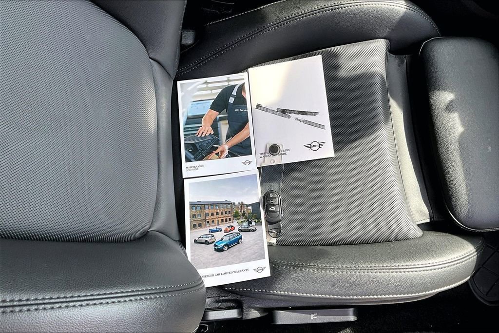 Used 2020 MINI Cooper Clubman S image 11