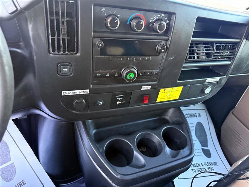 Used 2011 Chevrolet Express 2500 RWD image 12