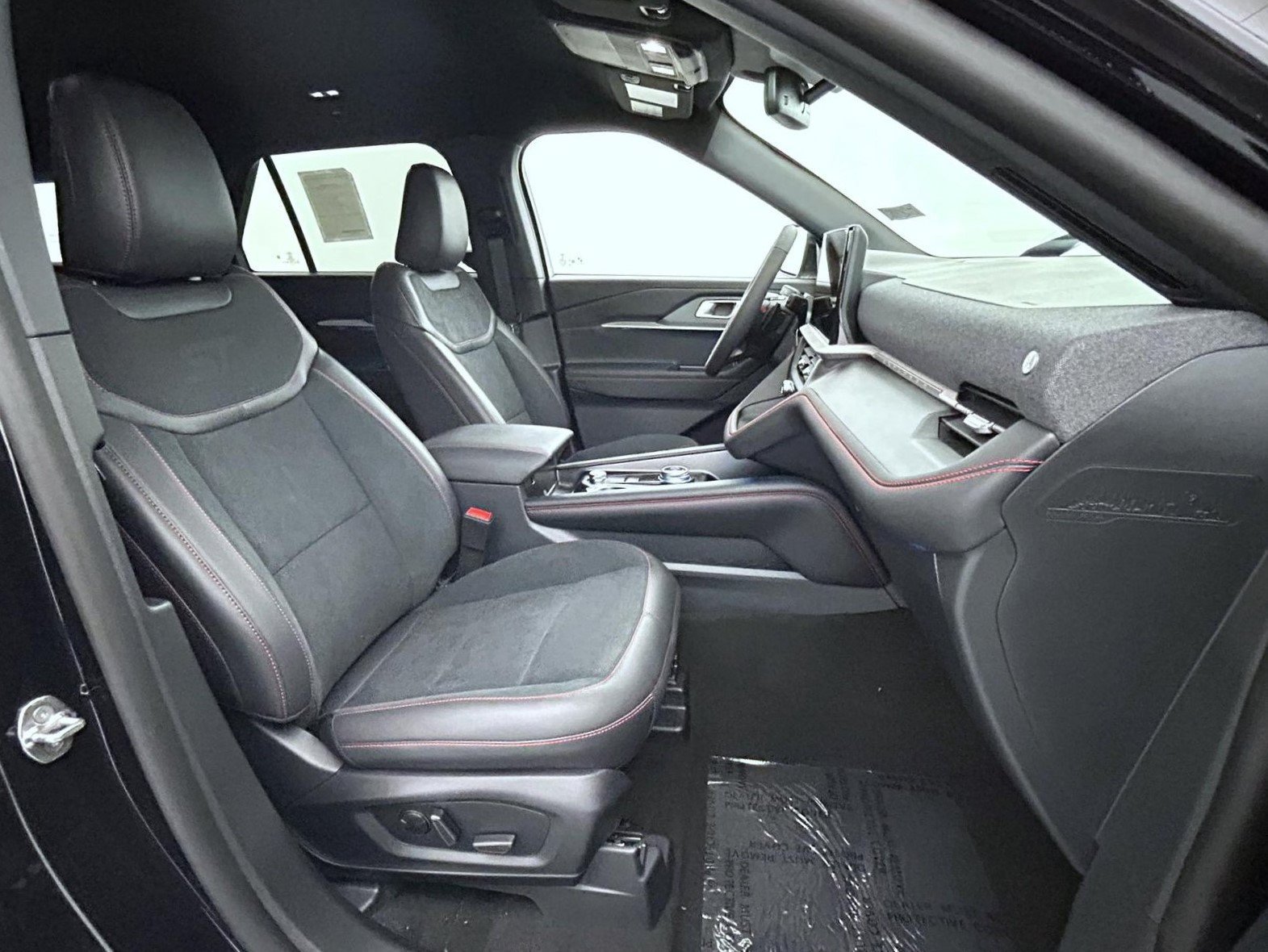 New 2026 Ford Explorer ST AWD/4WD image 15
