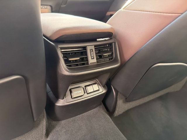 Used 2024 Lexus ES 350 Ultra Luxury w/ Accessory Package (Z2) FWD image 16