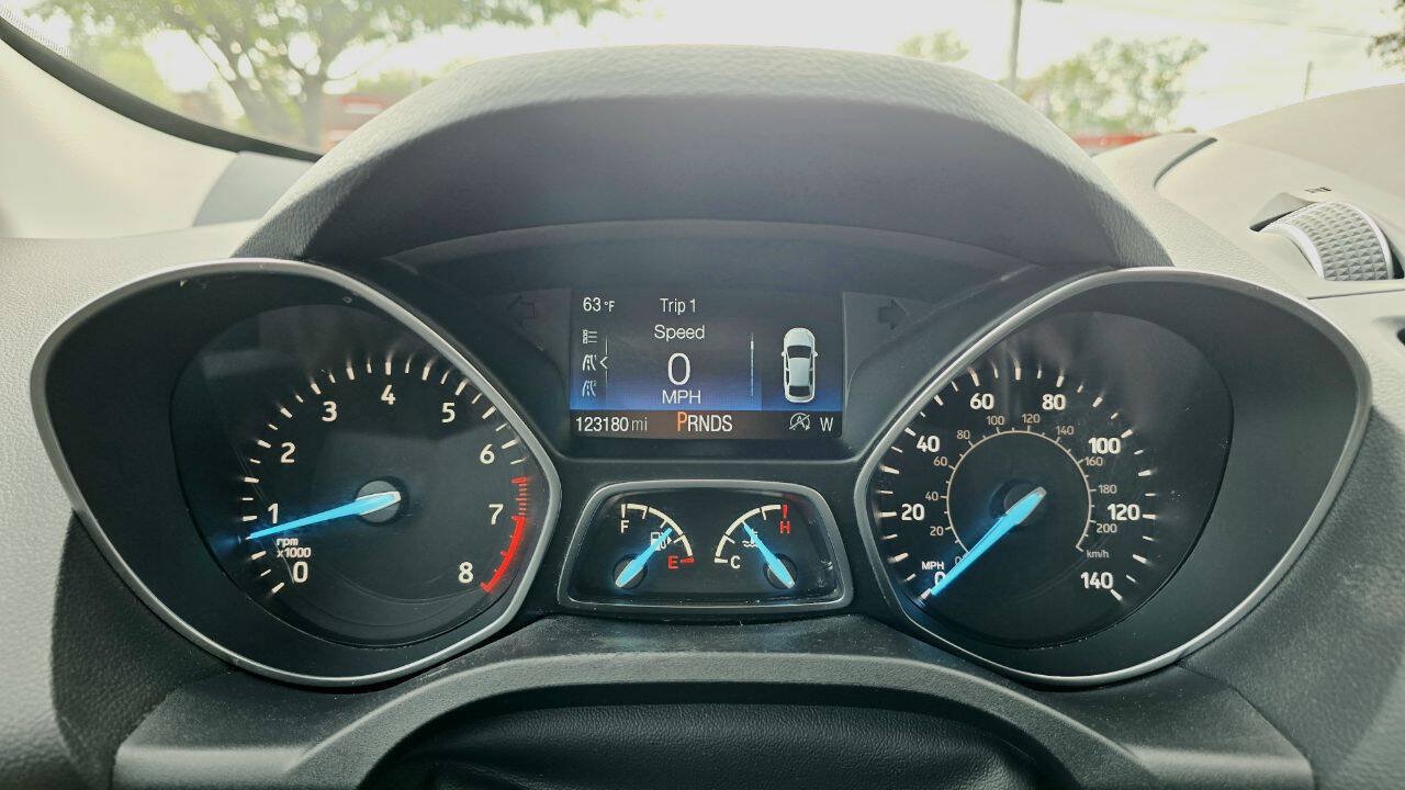 Used 2019 Ford Escape SEL AWD/4WD image 31