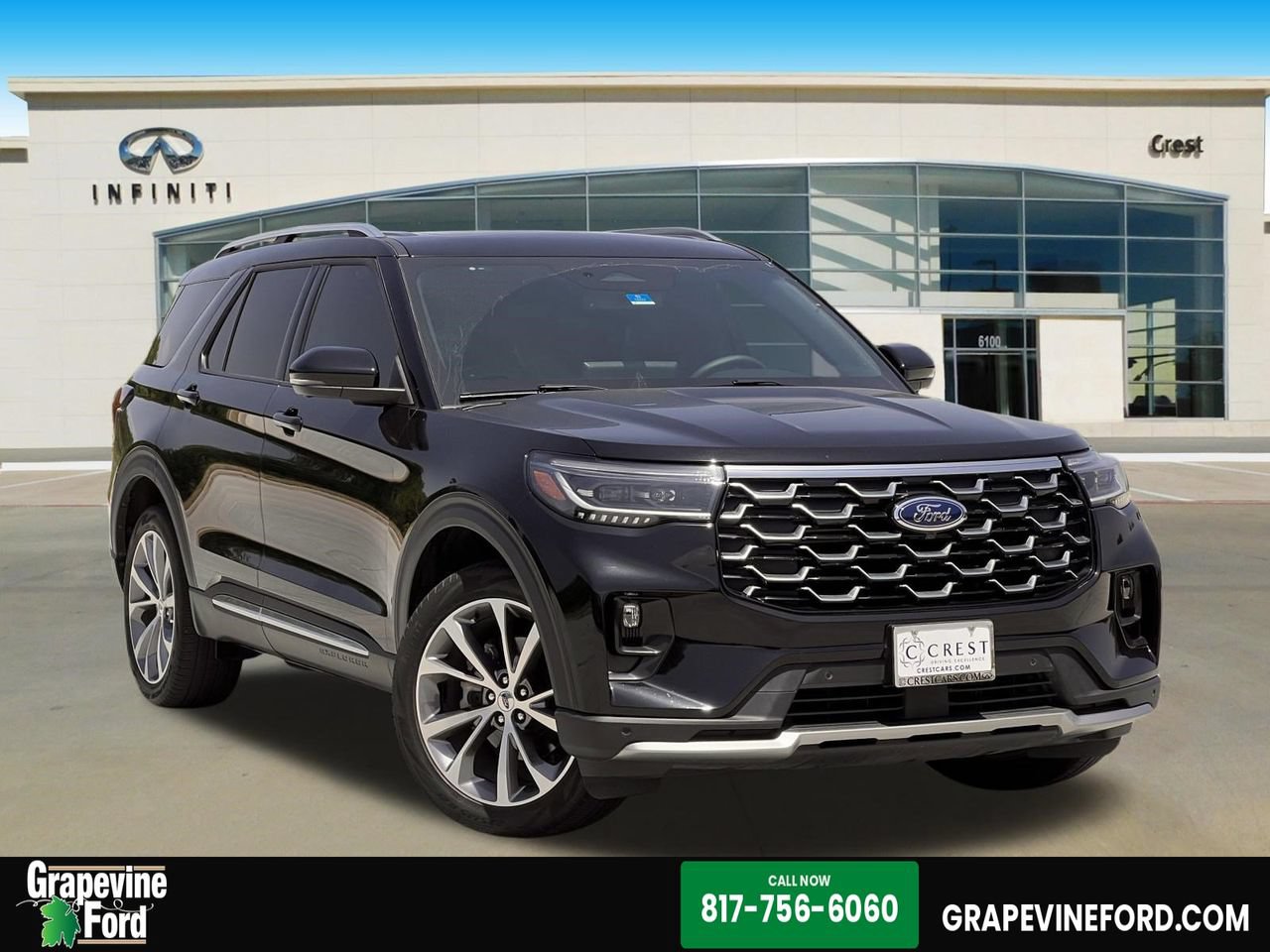 Certified 2025 Ford Explorer Platinum w/ Ultimate Package AWD/4WD image 1