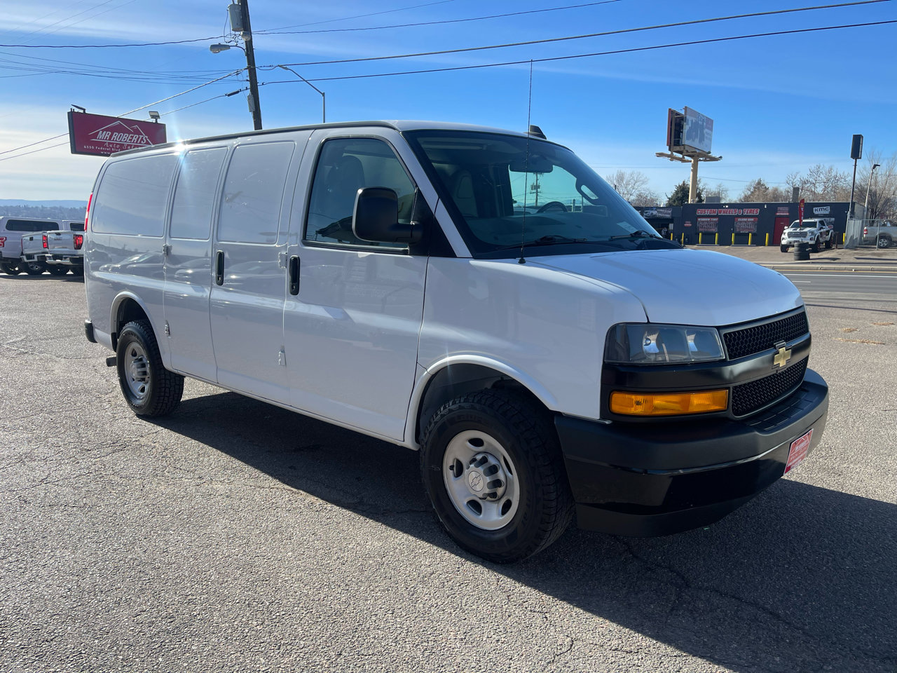 Used 2019 Chevrolet Express 2500 w/ Driver Convenience Package image 2