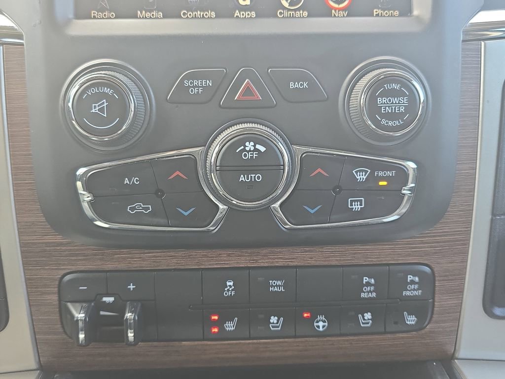 Used 2014 RAM 1500 Laramie w/ Convenience Group image 23