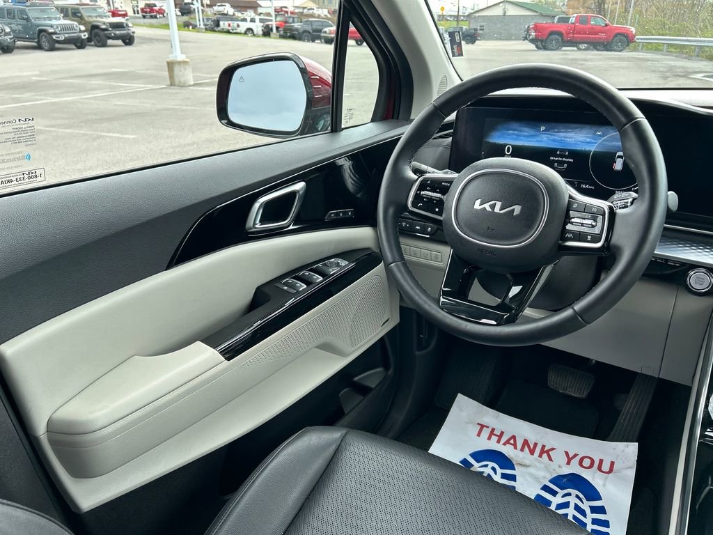 Used 2024 Kia Carnival SX Prestige image 10