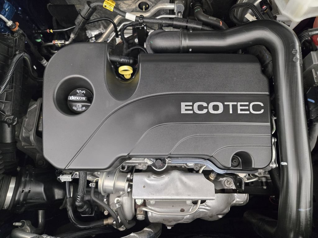 Used 2022 Chevrolet Equinox LS w/ LS Convenience Package FWD image 35