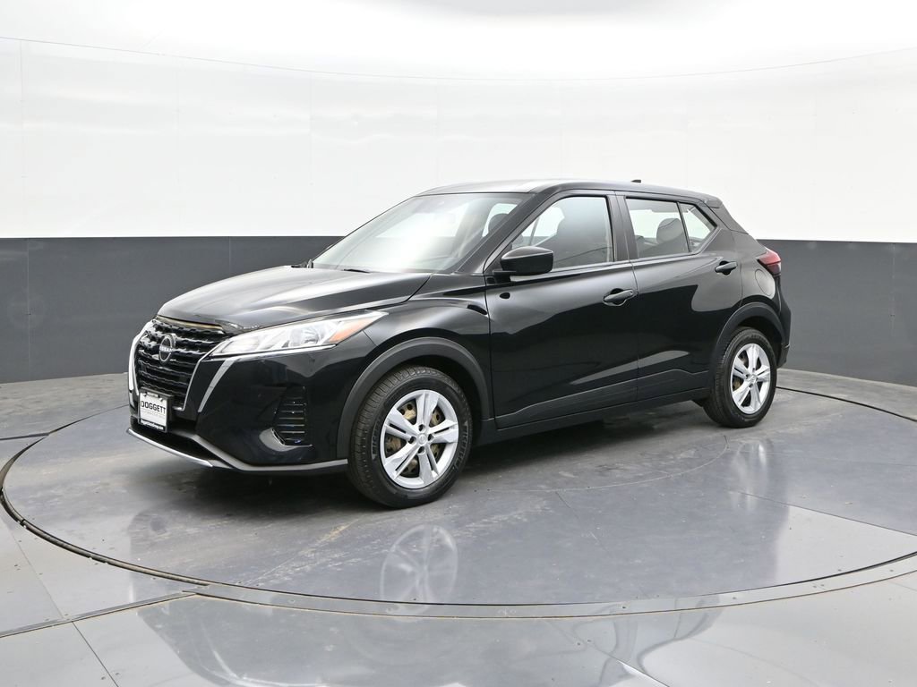Used 2022 Nissan Kicks S image 29