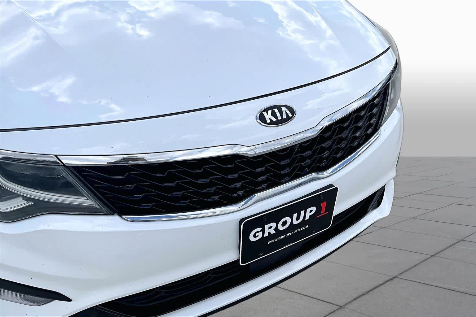Used 2019 Kia Optima EX w/ EX Premium Package FWD image 29