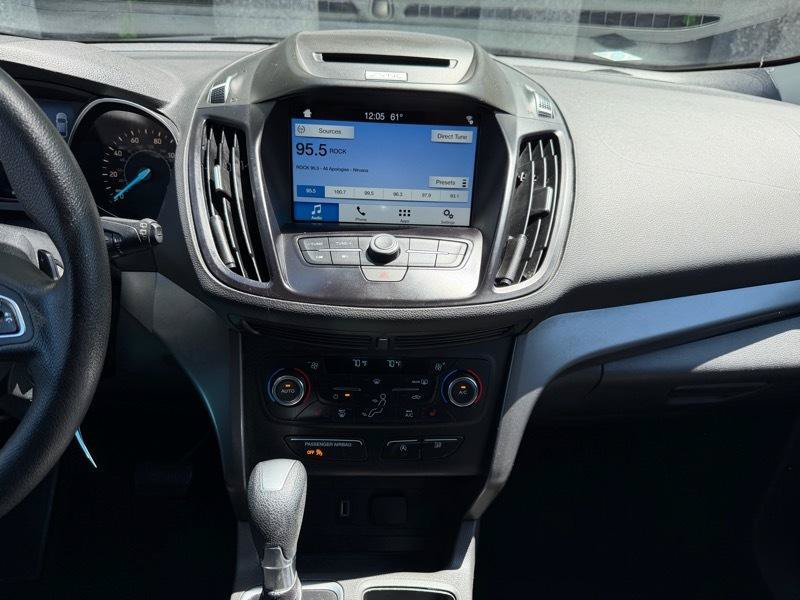 Used 2017 Ford Escape SE w/ Equipment Group 201A AWD/4WD image 12