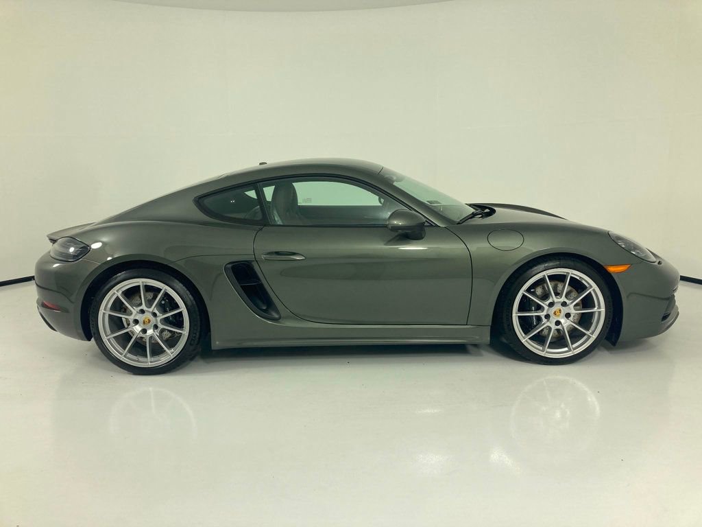 Certified 2025 Porsche 718 Cayman GTS RWD image 31