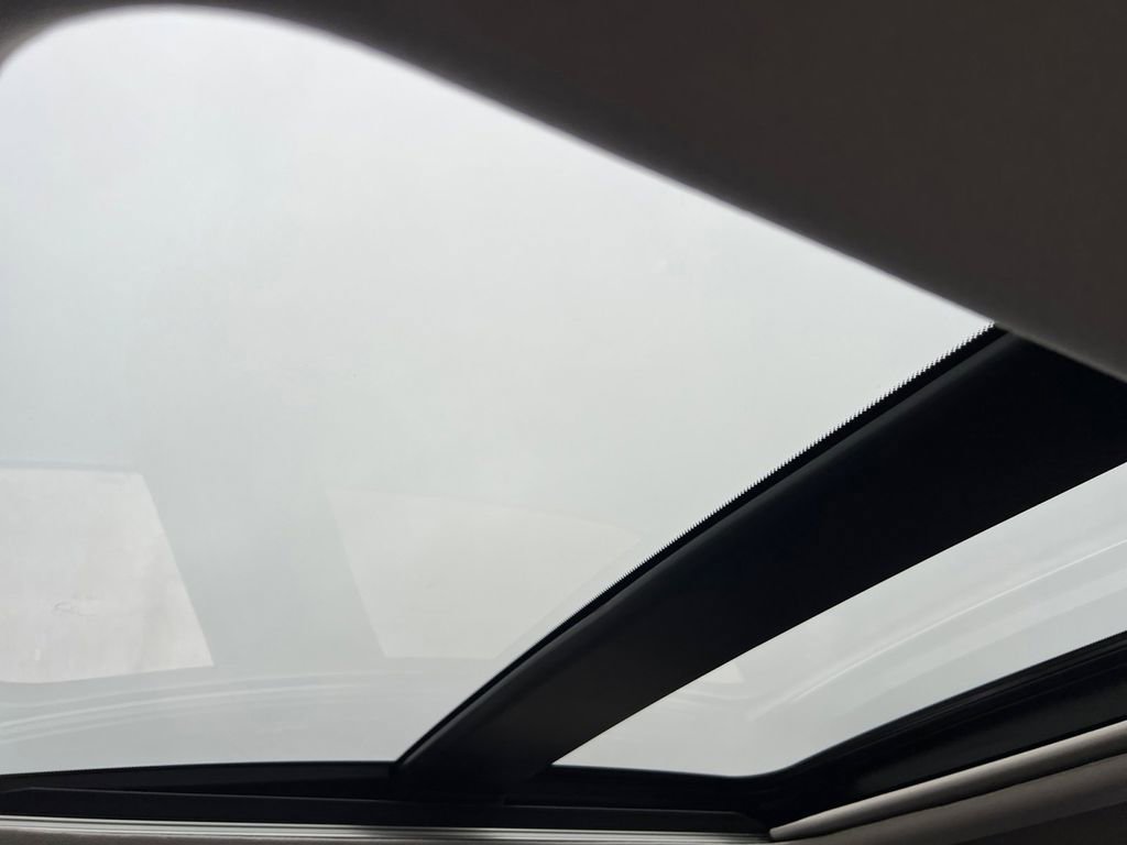 New 2026 Nissan Kicks SV image 7