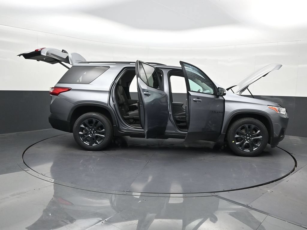 Used 2021 Chevrolet Traverse RS FWD image 33
