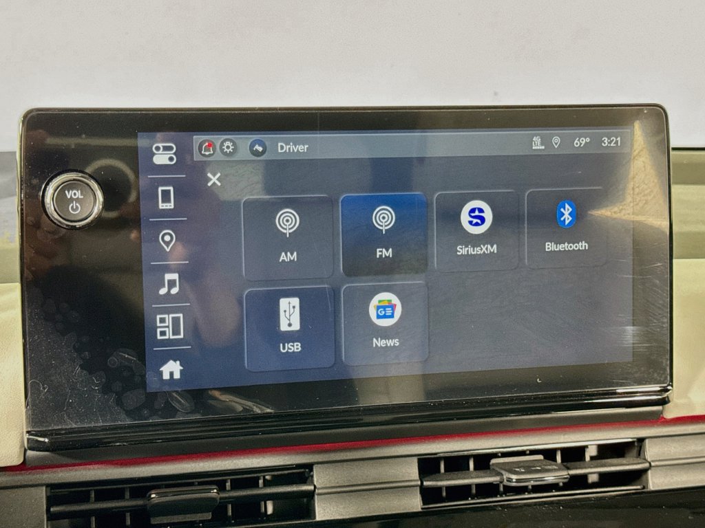 Used 2025 Honda Prologue Touring image 36