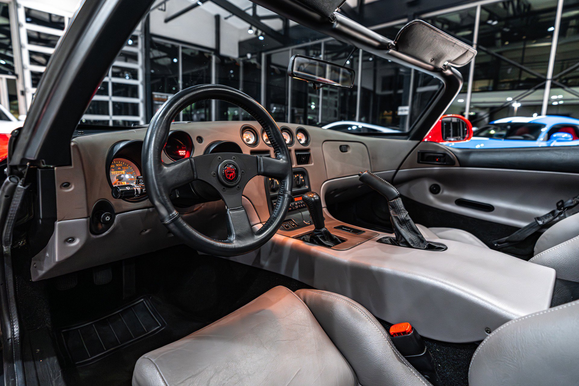 Used 1993 Dodge Viper RT/10 image 7