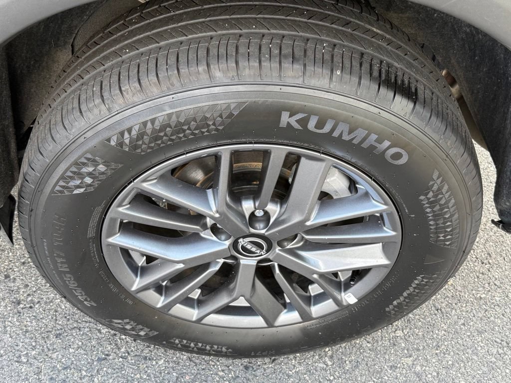 Used 2026 Nissan Rogue SV AWD/4WD image 12