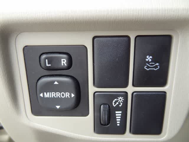 Used 2010 Toyota Prius Five FWD image 16