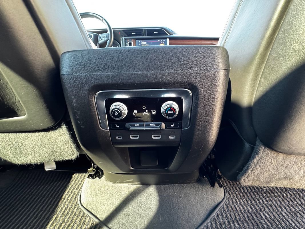 Used 2023 GMC Yukon Denali Ultimate image 48